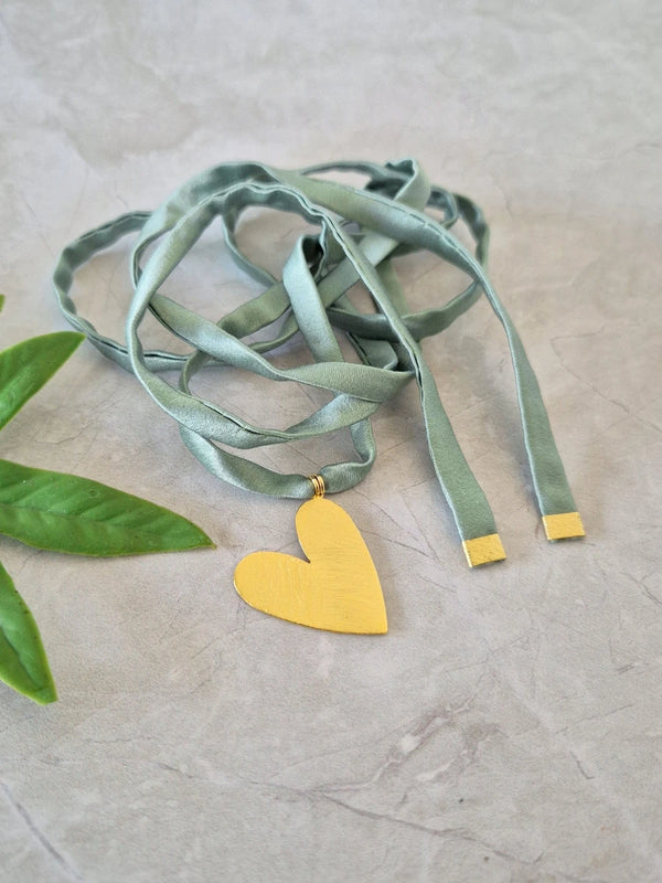 Collar Seda Corazón Menta