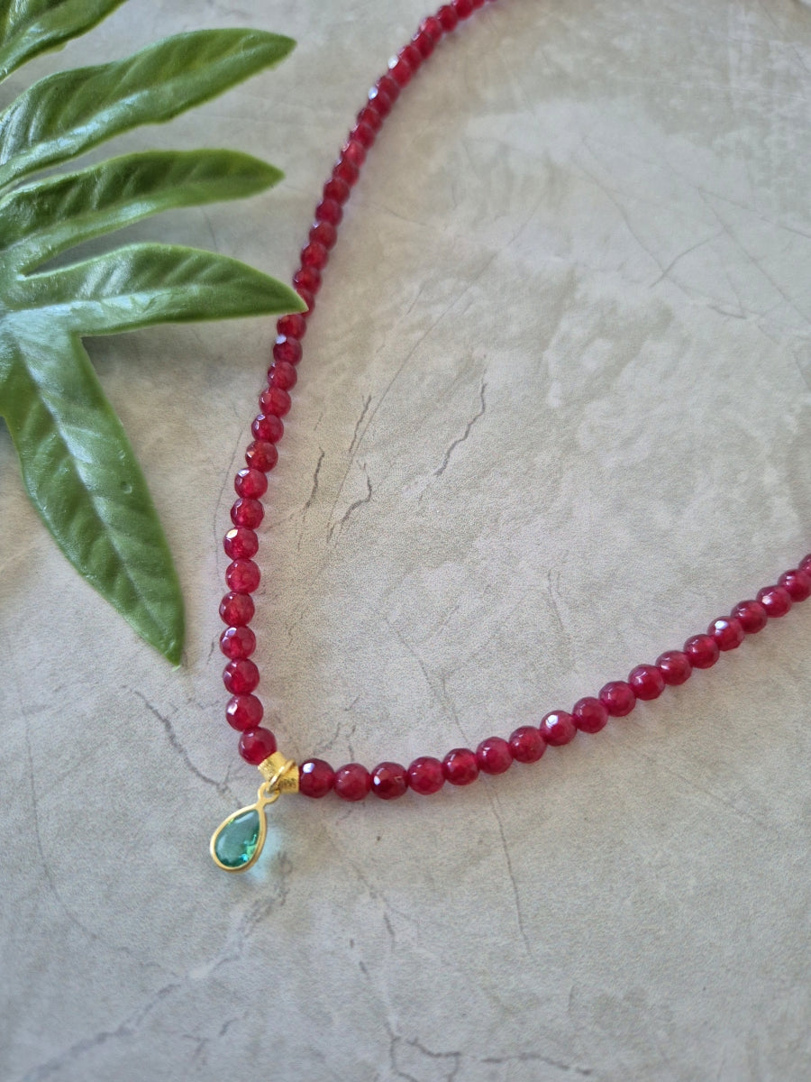 Collar Uma Burdeo