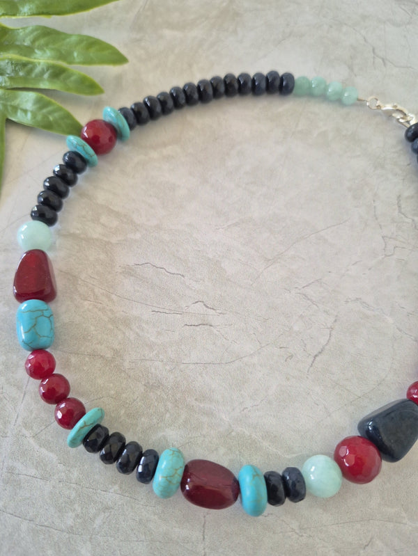 Collar Petra Azul Burdeo