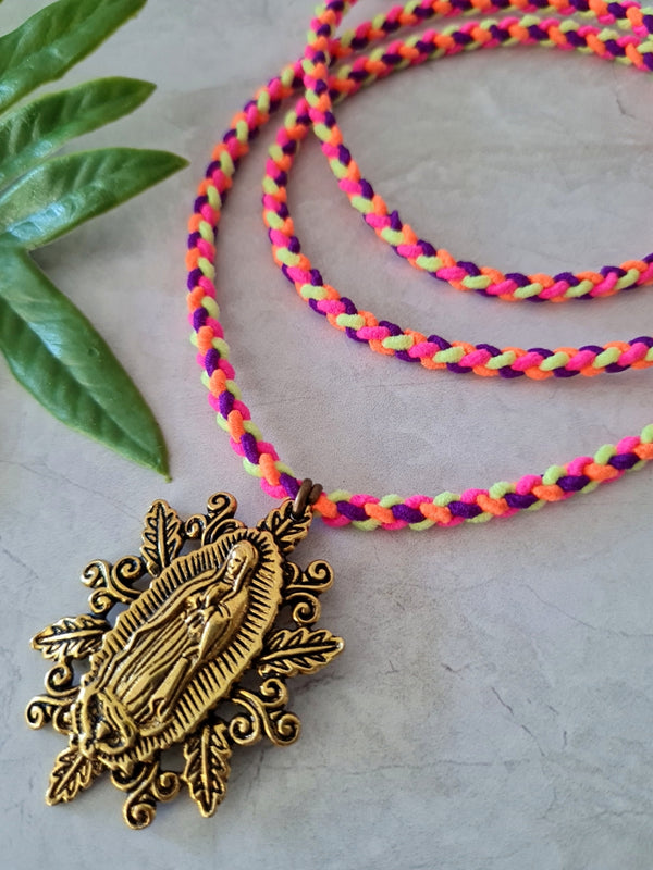 Collar Lupita Mia Coral